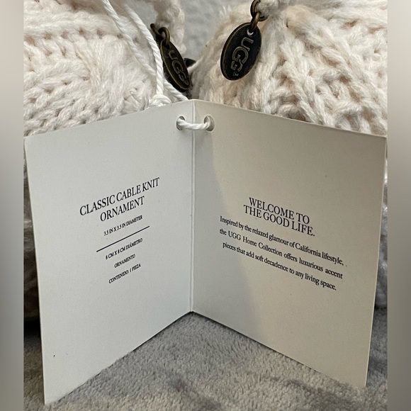 UGG ornaments - set of 2 cream cable knit sweater balls with UGG tags - Picture 3 of 4